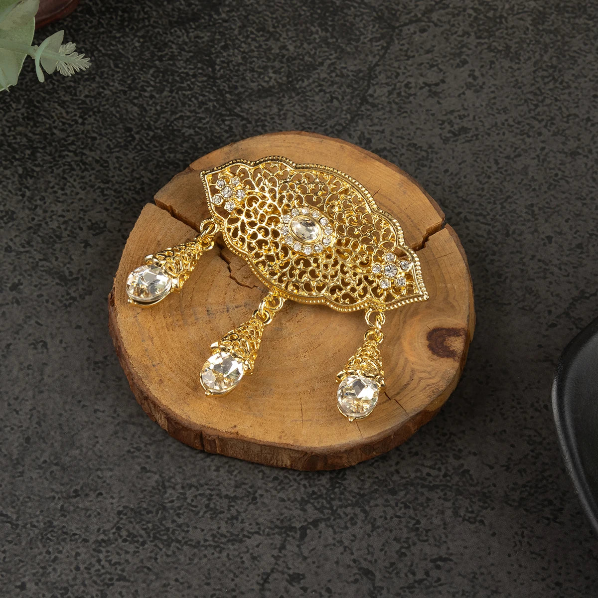 CAFTAN BROOCH RANIA