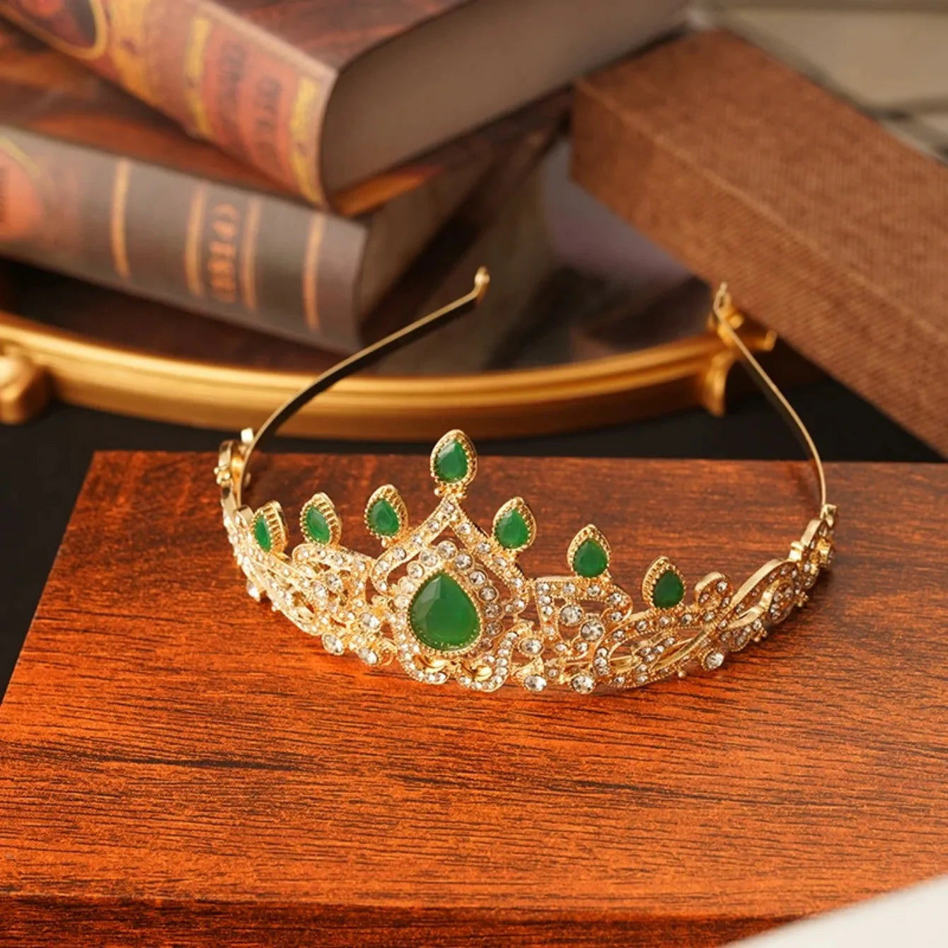 TIARA NOOR